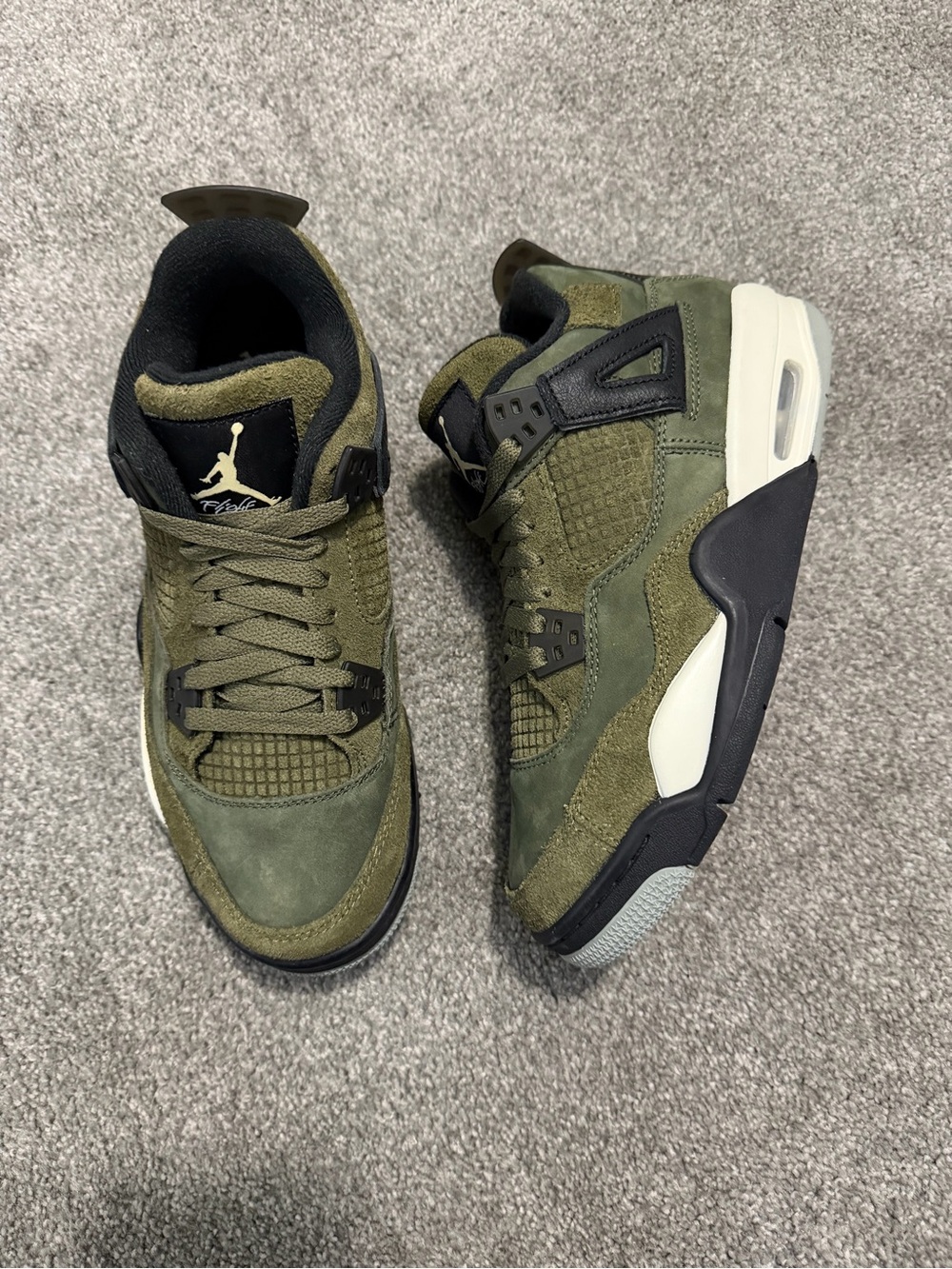 Air Jordan 4 Retro SE Craft Medium Olive (GS) Size 7Y
